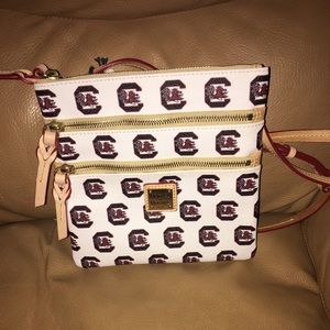 Dooney and Bourke crossbody purse